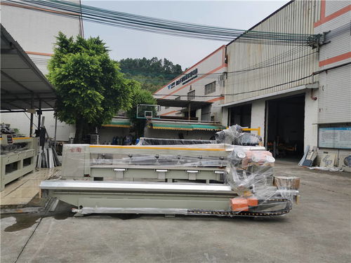 岩板设备助力陶瓷加工厂转型升级做岩板家居产品 抢占岩板4万亿市场