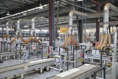 央视网走进索菲亚 4.0数智工厂如何演绎制造强国范例与家居市场变革